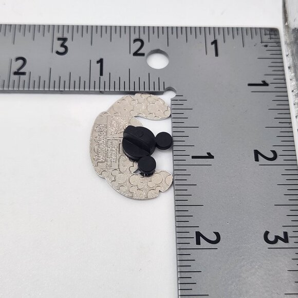 Disney Trading Pin Stitch Emoji Blitz  Laughing‎ 2017 Disney Pin Trading - Picture 3 of 3